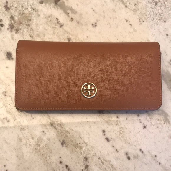 Tory Burch Handbags - Tory Burch Wallet